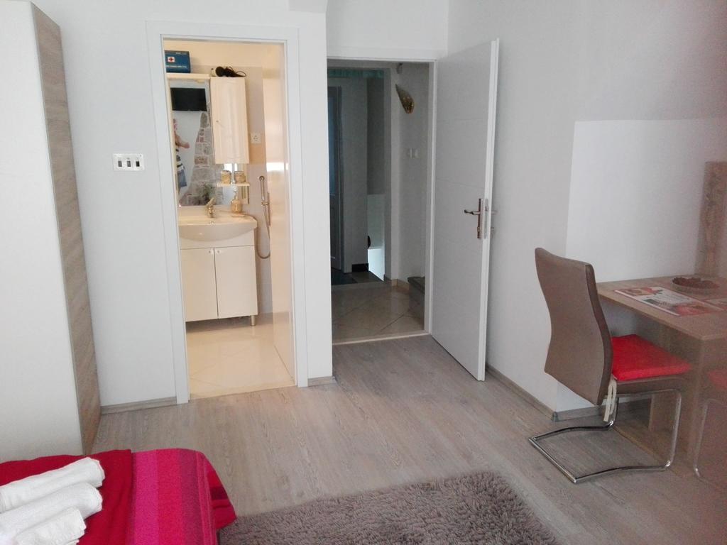 Apartman Drazin Kaštela 外观 照片